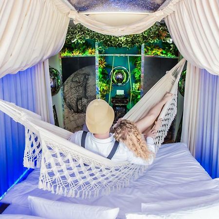 Anybody Hotel Бърно Екстериор снимка